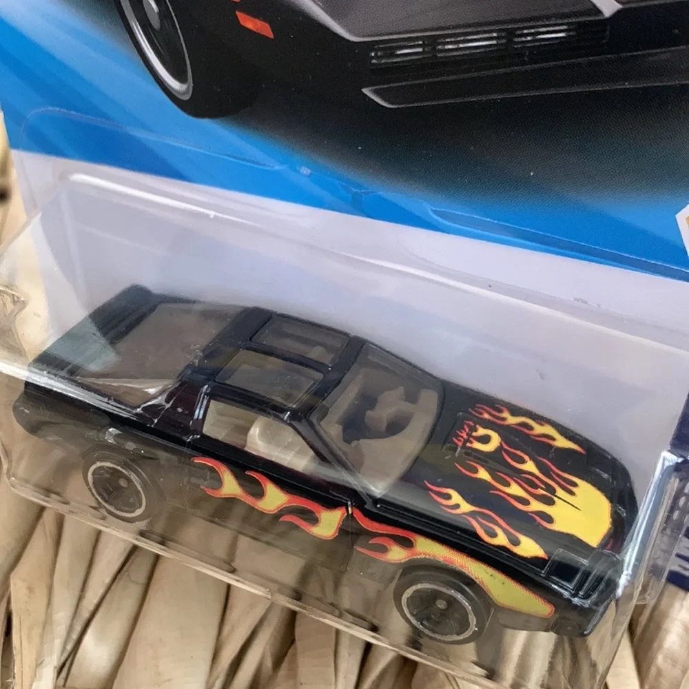 KITT Car Hot Wheels Knight Rider Pontiac Fire Bird Trans Am Hotwheels New 2025